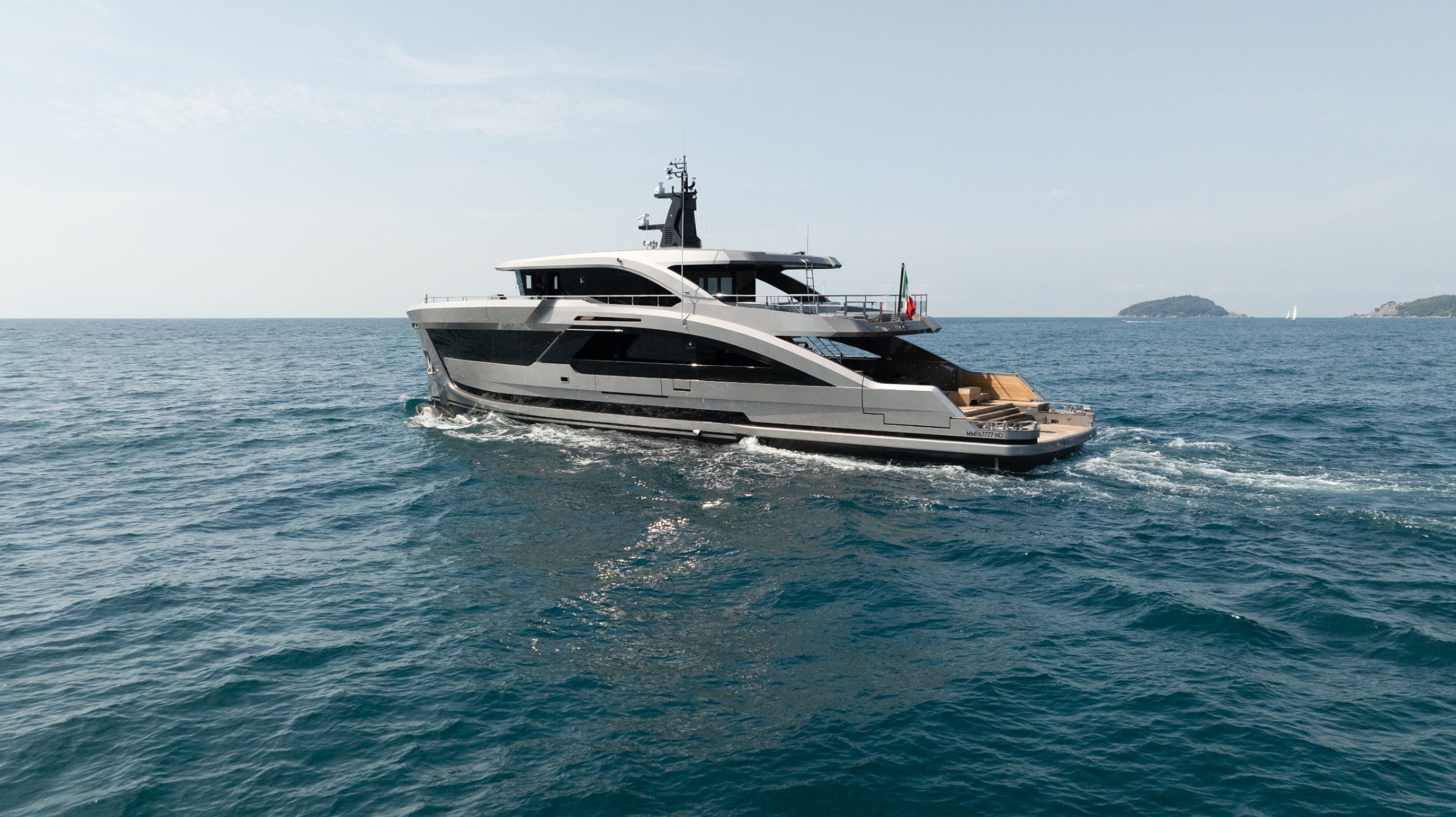 Exterior 8